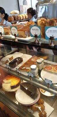 โฮลี่ อาร์ติซาน เบเกอร์รี่