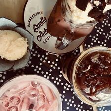 เซมิสวีทคาเฟ่