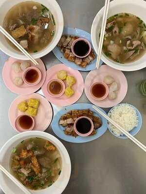 ก๋วยจั๊บมิสเตอร์โจ