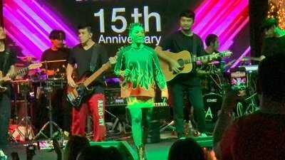 วอเตอร์ไซด์ คาราโอเกะ เรสเตอรองต์