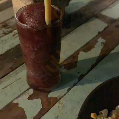 อานิส บิสโตร @ สาธร 15