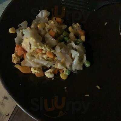 อานิส บิสโตร @ สาธร 15