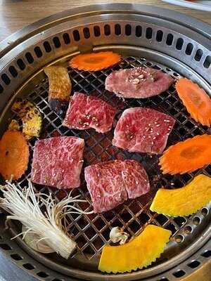 Sumi Tei Yakiniku