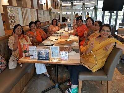 ร้าน ต้นเครื่อง