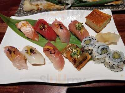 ซูชิ ฮานะ