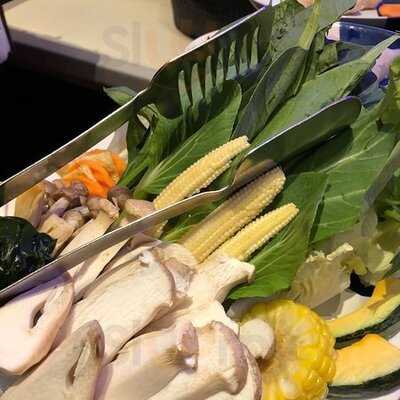 เอ็มเคโกลด์ : สาขาเอกมัย