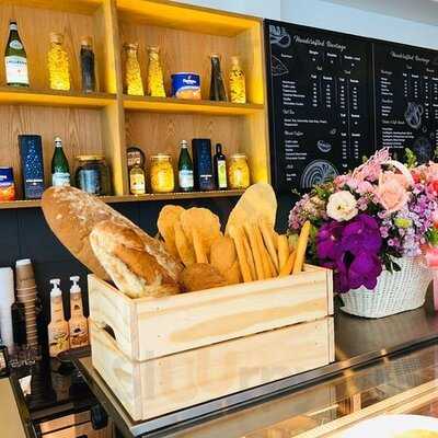 Beluga Restaurant & Bakery