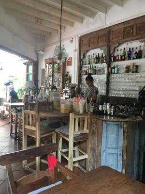 Slow Cafe By Room 111