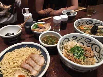 ชูเก็ทสึ ราเมน