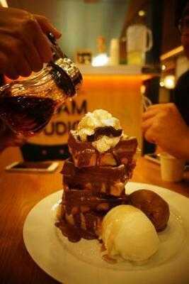 ร้านครีมสตูดิโอ