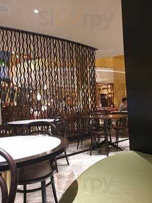 The Hub Cafe And Eatery