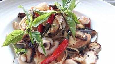 ทำเสื้อทำสวน