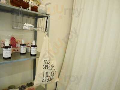 ทีลิลี่ คาเฟ่