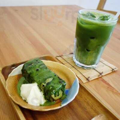 ทีลิลี่ คาเฟ่