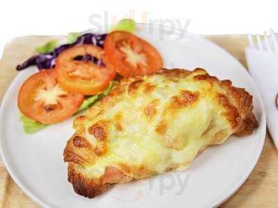 คอฟฟี่แกเลอรี่ สาขาศูนย์การค้าเกตเวย์ เอกมัย