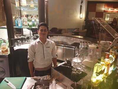 The Sky Lounge, Centara Hotel