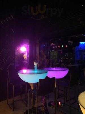 Sky Moon Bar & Bistro