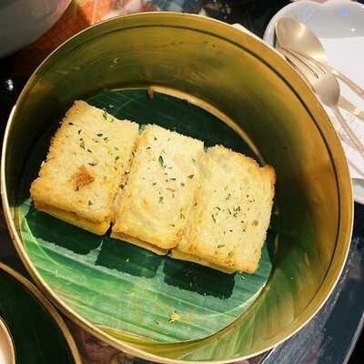 Divana Signature Cafe