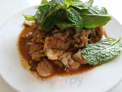 ร้านอาหาร ไก่ย่างเสือใหญ่