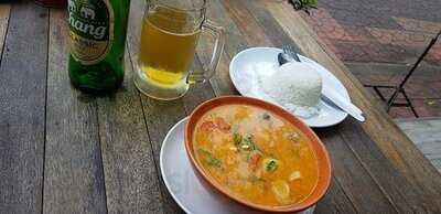 Au Cafe And Restaurant