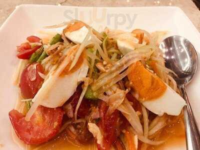 ร้านอาหาร ฝ้ายซอคำ