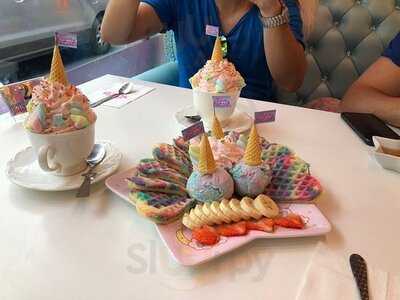 ยูนิคอร์น คาเฟ่