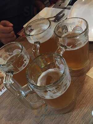 โรงเบียร์เยอรมันตะวันแดง สาขาเลียบทางด่วนรามอินทรา