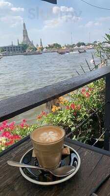 วีวี่เดอะคอฟฟี่เพลส