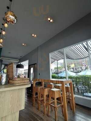 วีวี่เดอะคอฟฟี่เพลส