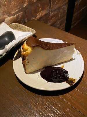 ดับเบิ้ล ด็อกส์ ทีรูม