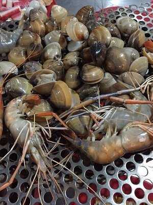 คลองแห เนื้อกระทะ ทะเลเผา ฮาลาล