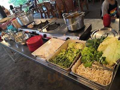 คลองแห เนื้อกระทะ ทะเลเผา ฮาลาล