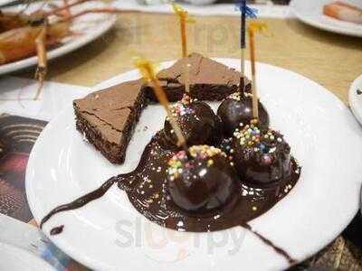 ห้องอาหารลามูน โดย ภัตตาคารรามายณะ