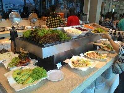 ห้องอาหารลามูน โดย ภัตตาคารรามายณะ