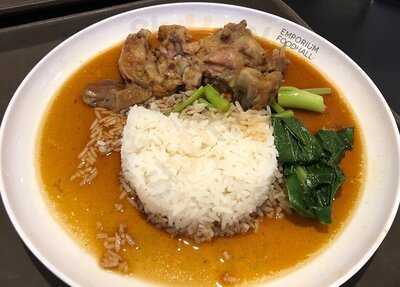 ฟู๊ดคอร์ท ศูนย์การค้าดิเอ็มโพเรียม