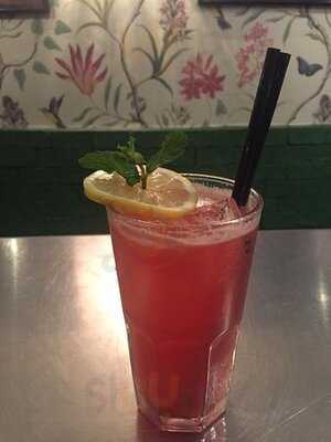 Le Cafe Des Stagiaires - Bangkok