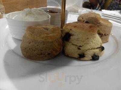 พีโอนี ที รูม ราชพฤกษ์