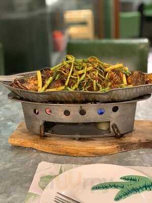 Banana Leaf Thai Restaurant