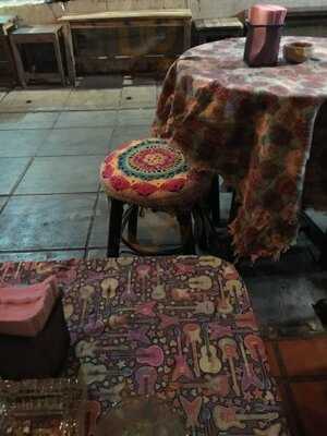 แอดเฮียเธอทีนบลูสบาร์