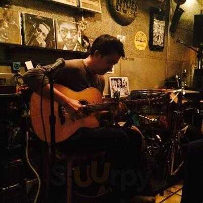 แอดเฮียเธอทีนบลูสบาร์