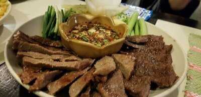 ร้านอาหาร พวงแก้ว