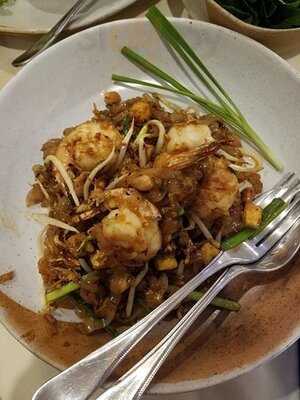 ร้านอาหาร คั่วกลิ้งผักสด - สาขา ทองหล่อ