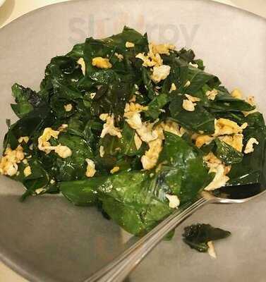 ร้านอาหาร คั่วกลิ้งผักสด - สาขา ทองหล่อ