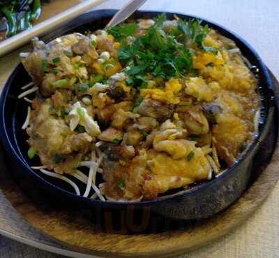 Somboon Seafood Surawong