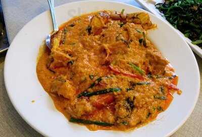 Somboon Seafood Surawong