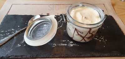 Wine Connection Deli & Bistro - K Village Sukhumvit 26