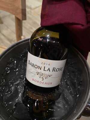 Wine Connection Deli & Bistro - K Village Sukhumvit 26