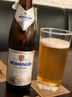 Wine Connection Deli & Bistro - K Village Sukhumvit 26