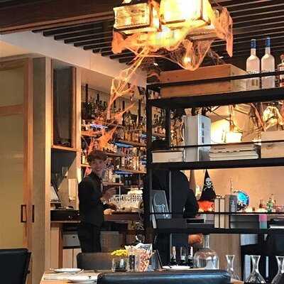 Blend Bistro & Wine Bar