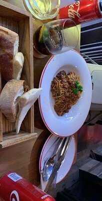 Cantina Pizzeria & Italian Kitchen